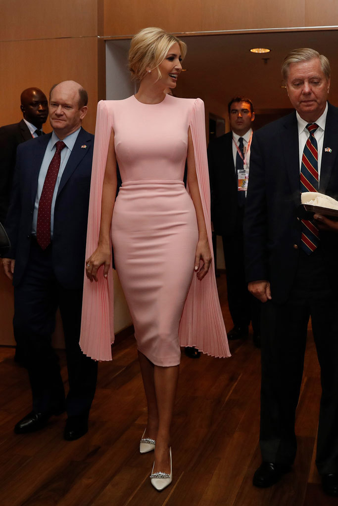 Mê mẩn gu thời trang của Ivanka Trump, con gái Tổng thống Mỹ