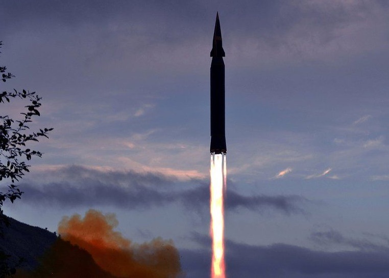 Triều Tiên tuyên bố đã thử tên lửa siêu thanh