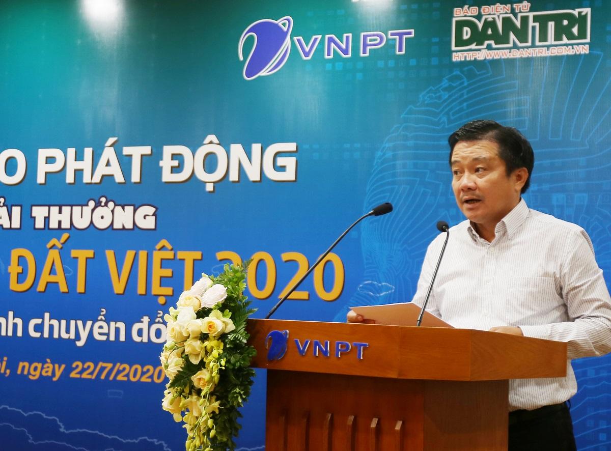 Ông Huỳnh Quang Liêm - Phó Tổng giám đốc Tập đoàn VNPT, đồng Trưởng ban Tổ chức Giải thưởng Nhân tài Đất Việt 2020 phát biểu tại buổi lễ phát động.