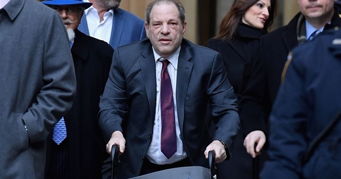 'Ông trùm Hollywood' Harvey Weinstein nhiễm nCoV trong tù