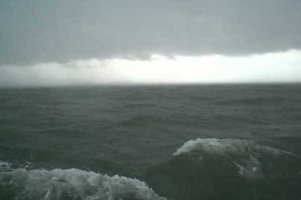 Biển Đông đón bão dồn dập trong tháng 10, 11