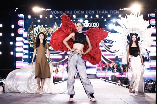 Chi Pu, Minh Hằng tổng duyệt 'Người đẹp Biển' cuộc thi HHVN 2020
