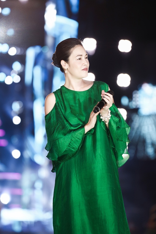 Chi Pu, Minh Hằng tổng duyệt 'Người đẹp Biển' cuộc thi HHVN 2020