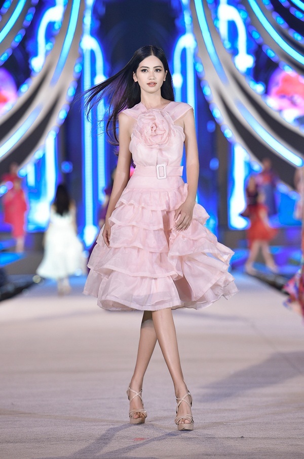 Hoa hậu Việt Nam 2020 công bố Top 5 Người đẹp Thời trang