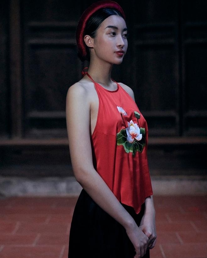 Mỹ nhân Việt nào mặc áo yếm đẹp nhất?
