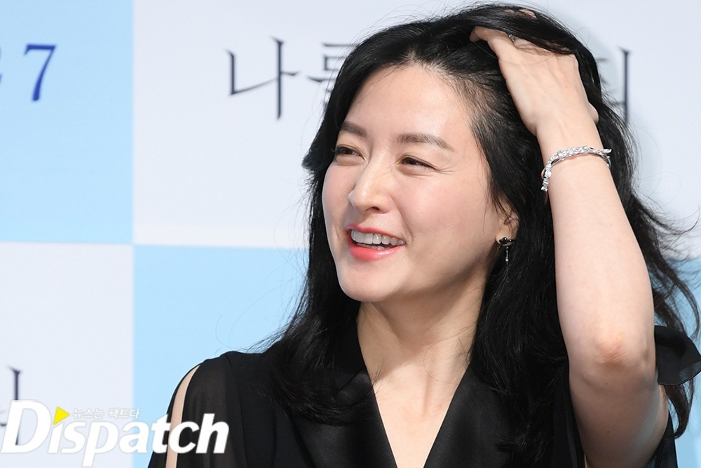 Nàng Dae Jang Geum gây sốt với nhan sắc trẻ trung ở tuổi 48