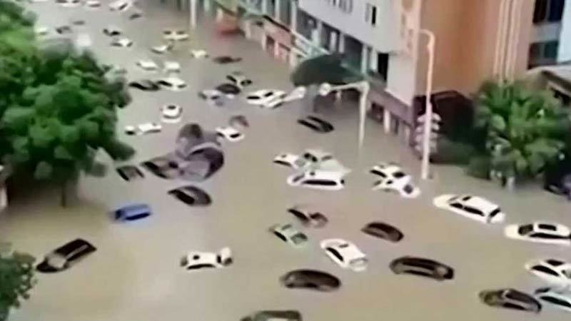 Những con số lột tả sức tàn phá khủng khiếp của mưa lũ ở Trung Quốc