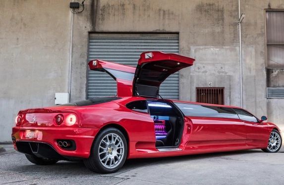 Siêu xe Ferrari độ thành limousine nhanh nhất thế giới cực chất