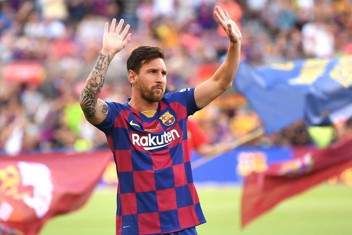 Messi lần đầu trải lòng sau mùa hè tồi tệ