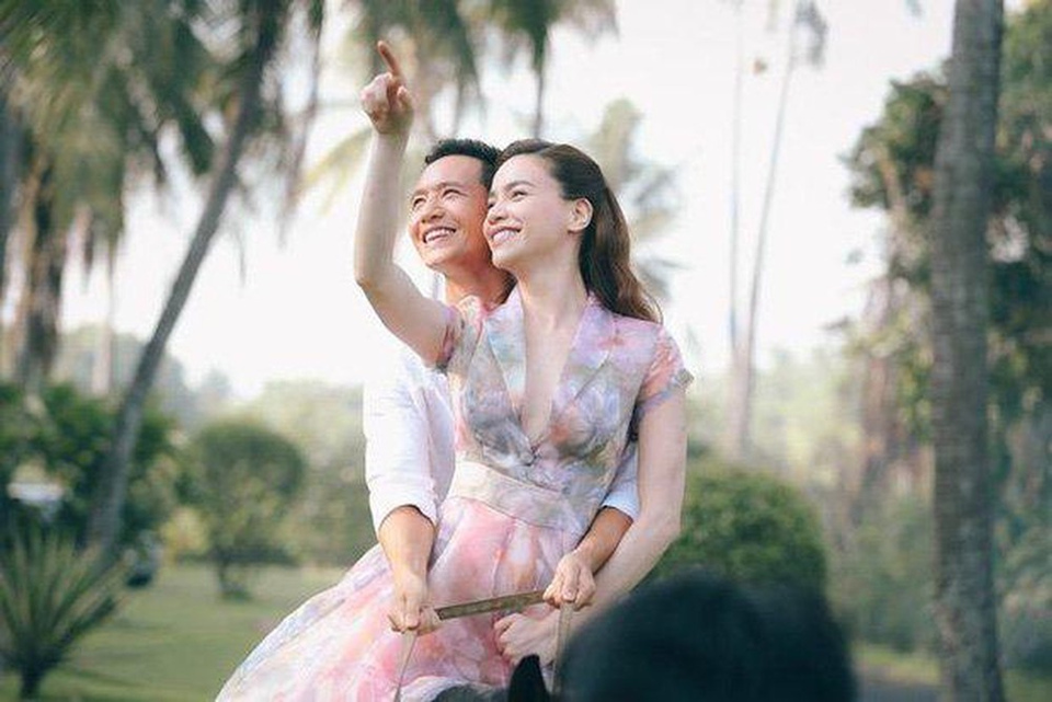 Hà Hồ - Kim Lý: Chuyện tình yêu bắt đầu từ lời mời 'hợp tác'