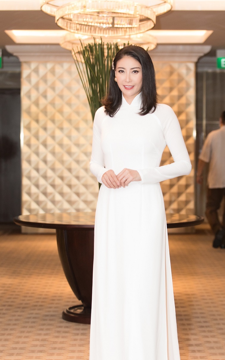 Hà Kiều Anh, Đỗ Mỹ Linh ủng hộ cưới trước 30 tuổi, sinh con sớm