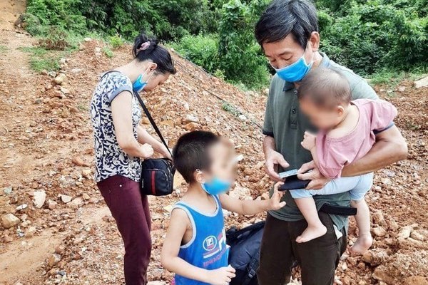 Cách ly 4 người lội sông từ Trung Quốc nhập cảnh trái phép vào Việt Nam