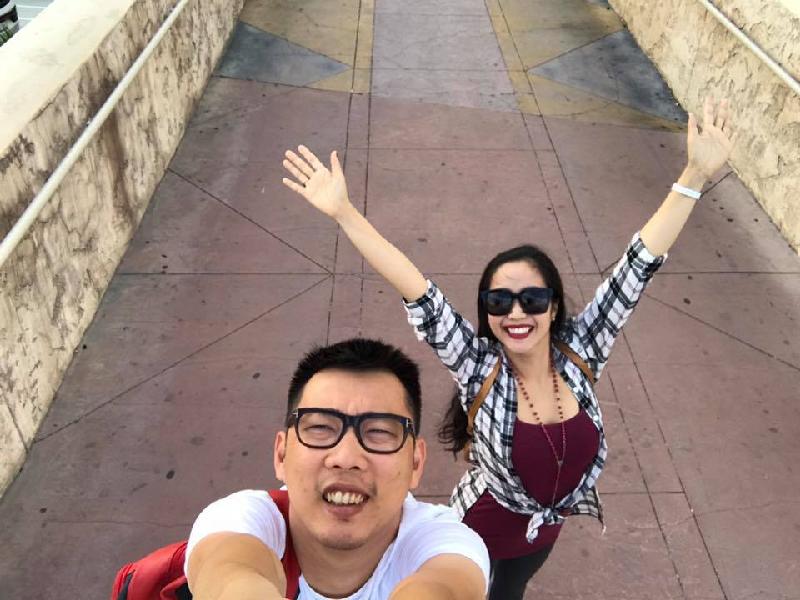 Vợ chồng Ốc Thanh Vân du hí cùng nhau: Las Vegas. 2 đứa tự chơi, tự chụp, tự sướng. 
