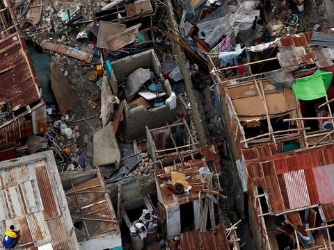 Cảnh tan hoang như thời chiến ở Haiti sau bão Matthew