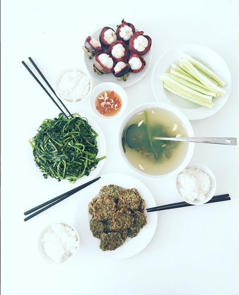 Phạm Hương chia sẻ về bữa ăn ngày thường của mình