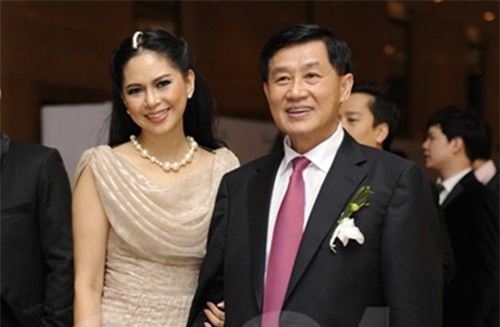 Hà Tăng, mẹ chồng Hà Tăng, diễn viên Thủy Tiên, Louis Nguyễn