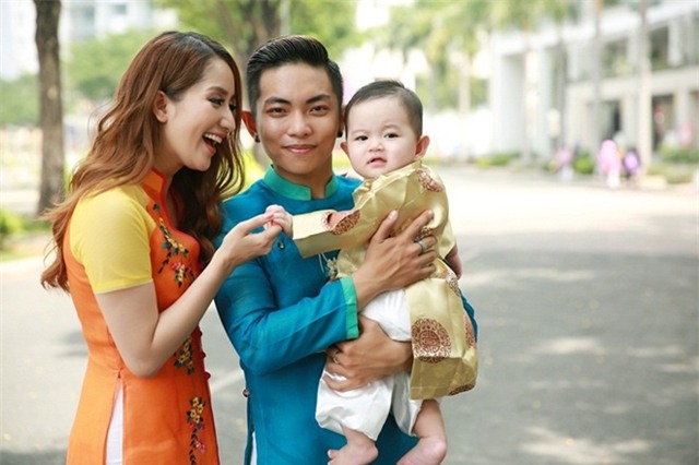 Gia đình nhỏ hạnh phúc của Khánh Thi và Phan Hiển
