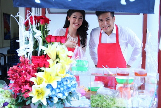 03/04/2015, Trương Thế Vinh khai trương một cửa hàng đồ ăn, bạn gái anh cũng cùng xuất hiện. Cả 2 vô cùng vui vẻ và hạnh phúc bên nhau. 