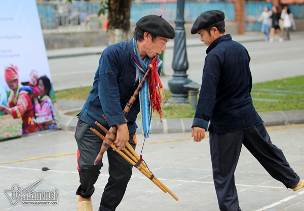 Nét văn hóa dân tộc H'Mông giữa lòng Hà Nội