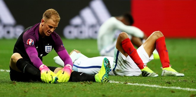 Vòng 1/8 của Euro 2016 chứng kiến thất bại tủi hổ của người Anh trước Iceland. Mang đến giải binh lực hùng mạnh với nhiều ngôi sao tên tuổi, tuy nhiên điều 