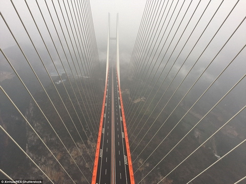 Trung Quốc khánh thành cây cầu cao nhất thế giới