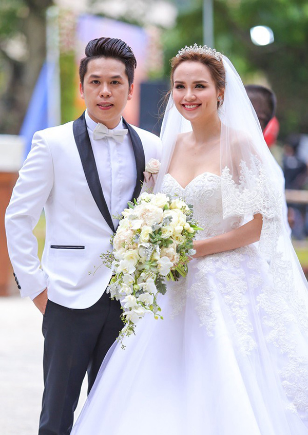 Diễm Hương và Quang Huy tổ chức đám cưới vào cuối tháng 11/2015.