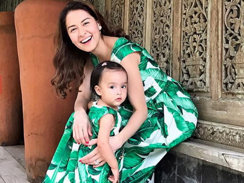Váy áo hàng hiệu của con gái mỹ nhân đẹp nhất Philippines