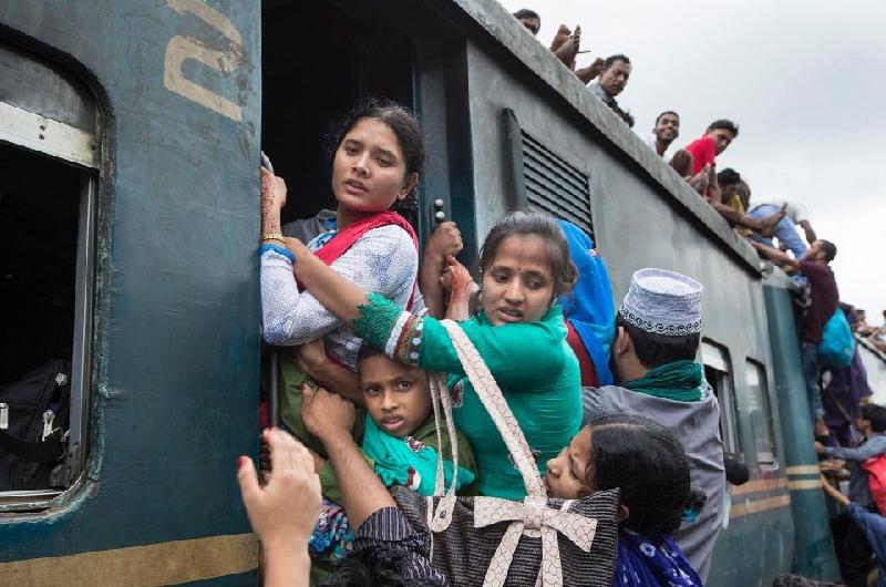 Hệ thống đường sắt của Bangladesh dài gần 3.000 km với khoảng 65 triệu lượt khách mỗi năm. Tuy nhiên, cơ sở vật chất của loại hình giao thông này luôn là vấn đề nhức nhối. Ảnh: 