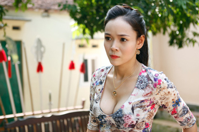 Khán giả đã vô cùng bất ngờ khi nhìn thấy hình ảnh gợi cảm của nữ diễn viên Diễm Hương trong bộ phim hài tết 