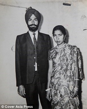 Ảnh chụp vợ chồng bà Daljinder Kaur ở Punjab, Ấn Độ năm 1970. Ảnh: