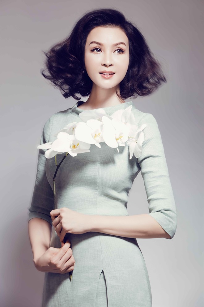 MC Thanh Mai cũng là một trong những thành viên hội đồng chấm thi. Cô được biết đến là một người đẹp tài năng trong nhiều lĩnh vực từ nghệ thuật đến kinh doanh. Cô từng giữ vị trí cầm cân nảy mực tại Hoa hậu Hoàn vũ Việt Nam 2015.