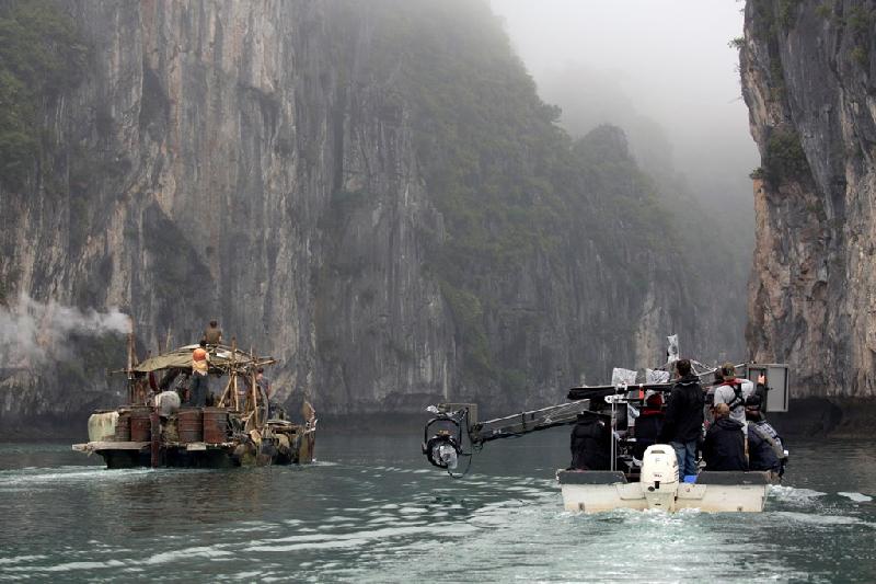 Tuy gặp điều kiện khó khăn, nhưng đoàn làm phim luôn tìm đủ mọi cách để truyền tải toàn bộ cảnh đẹp của Việt Nam lên những thước phim Kong: Skull Island.
