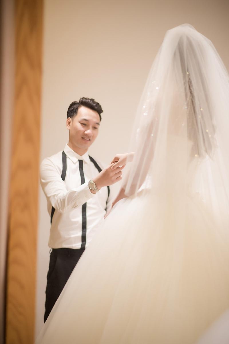 Thời gian chuẩn bị cho ngày trọng đại, nam MC hạn chế nhận show. Lễ cưới của anh sẽ diễn ra vào ngày 22/3, tại Hà Nội.
