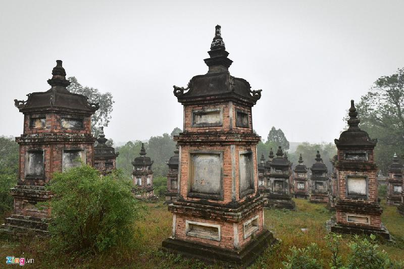 Chùa Bổ Đà là di tích tiêu biểu của huyện Việt Yên (Bắc Giang), được xây dựng từ thời nhà Lý và trùng tu, mở mang vào thời Lê Trung Hưng và các giai đoạn sau này.