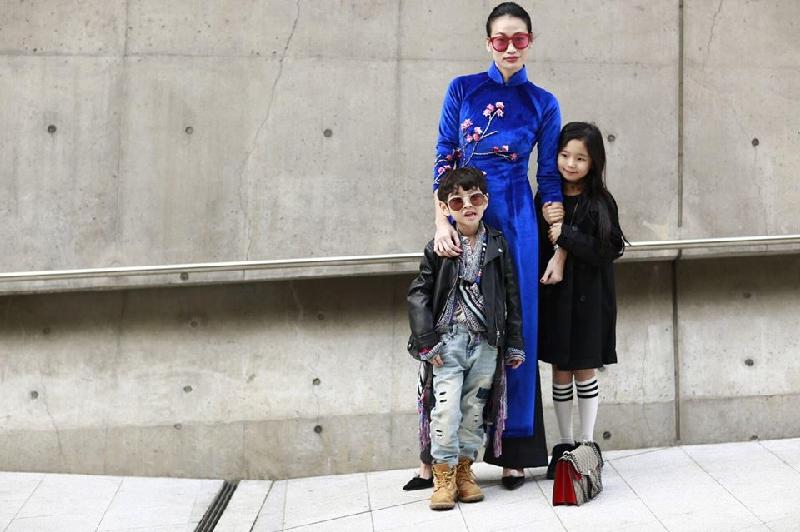 Nét đẹp cổ điển của Thanh Trúc tại Seoul Fashion Week.