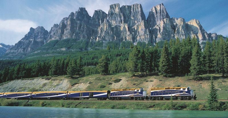 Rocky Mountaineer, Canada: Rocky Mountaineer là một công ty tour tàu hỏa điều hành 4 tuyến đường ở British Columbia, Alberta của Canada, và Washington của Mỹ. Thành lập năm 1990, công ty này đã nhanh chóng trở thành công ty tour tàu tư nhân lớn nhất thế giới, phục vụ hơn 1,7 triệu lượt khách mỗi ngày.