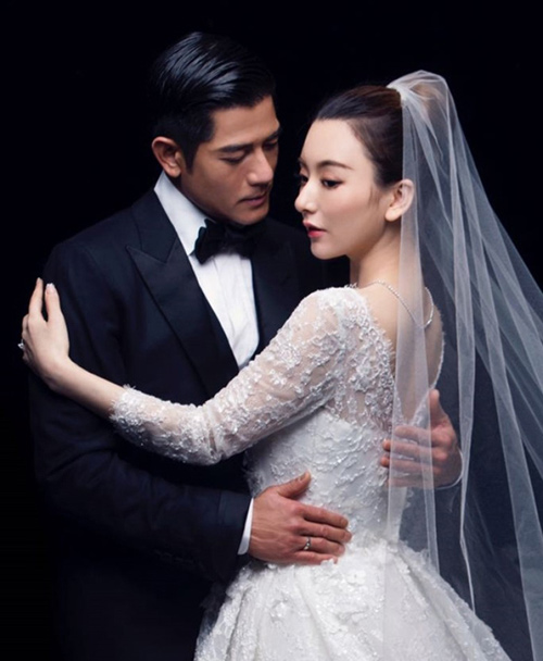 Ảnh cưới đẹp lãng mạn của Quách Phú Thành và Phương Viện.
