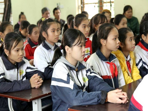 30 suất học bổng dành tặng học sinh Bắc Giang từ  chương trình học bổng Niềm Tin Việt
