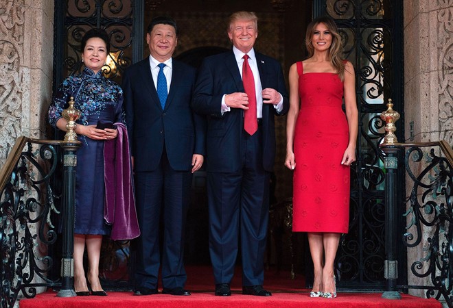 Vợ chồng Tổng thống Donald Trump tiếp đón Chủ tịch Trung Quốc và phu nhân. Ảnh: 