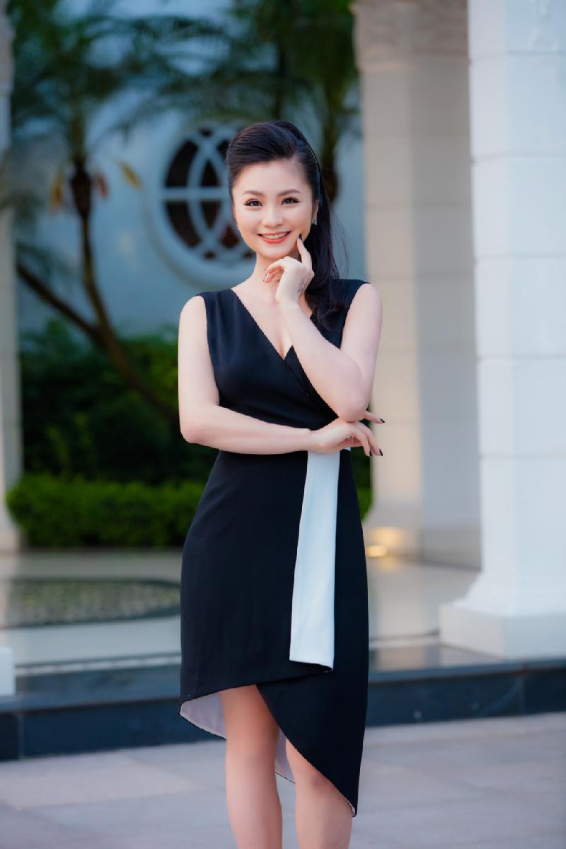 Diễn viên Diệu Hương ngày càng mặn mà ở tuổi 32. Thời điểm này, cô ít tham gia đóng phim truyền hình, chủ yếu tập trung chăm lo cho gia đình. 
