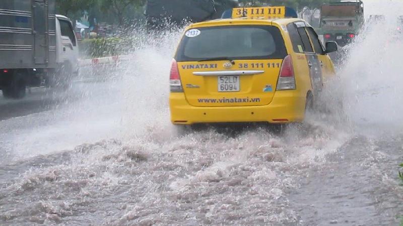 mưa to, ngập nặng, ngập nước, TPHCM, sài gòn ngập nặng, ngập lụt, ùn tắc giao thông