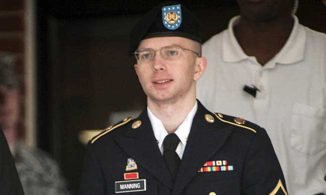 Chelsea Manning khi chưa chuyển giới (Ảnh RT)