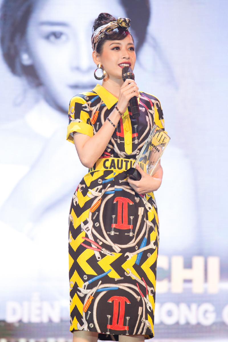 Trong khi đó, Chi Pu giành chiến thắng ở hạng mục Nữ diễn viên phong cách nhất của năm .
