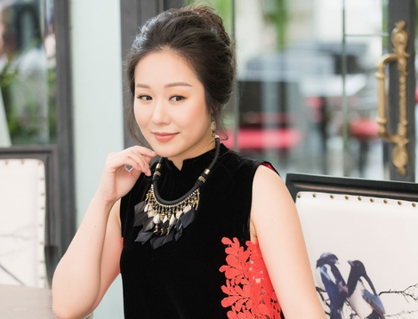 Hoa hậu Ngô Phương Lan đẹp mặn mà ở tuổi 30