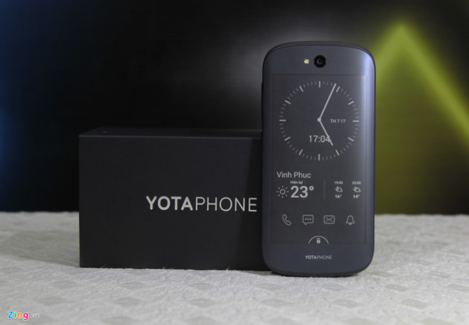 YotaPhone 2 từng lên kệ tại Việt Nam theo đường xách tay thời điểm đầu năm 2015. 
