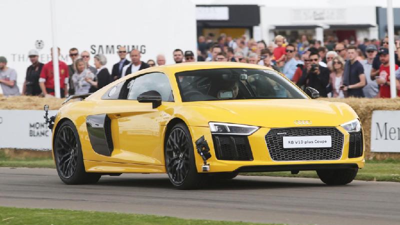 4. Audi R8 V10 Plus Coupe - 51 giây: 