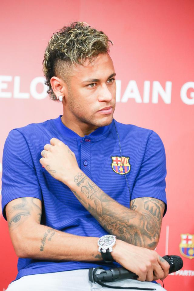 Báo chí Brazil cho hay, Neymar chuẩn bị gia nhập PSG với mức phí chuyển nhượng kỷ lục 222 triệu Euro