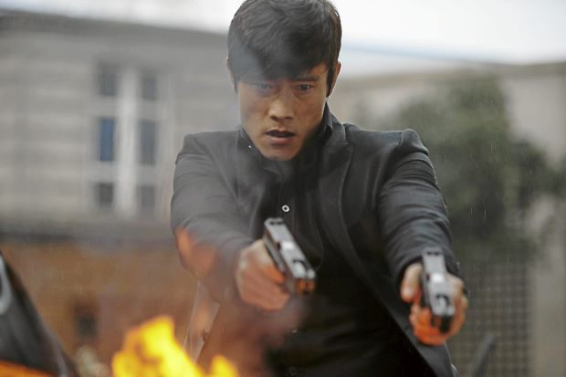 Sau thành công của G.I. Joe: The Rise of Cobra, Lee Byung Hun tham gia một số dự án điện ảnh Hollywood như vai Han Cho Bai trong 