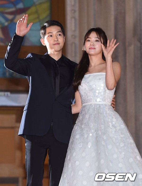 Song joong ki làm đám cưới, Ahn Jae Hyun Goo Hye Sun, Suzy Lee Min Ho, sao hàn, giải trí hàn