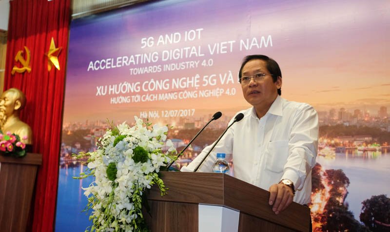 Bộ trưởng Bộ TT&TT Trương Minh Tuấn phát biểu tại hội thảo. Ảnh: Mạnh Hưng